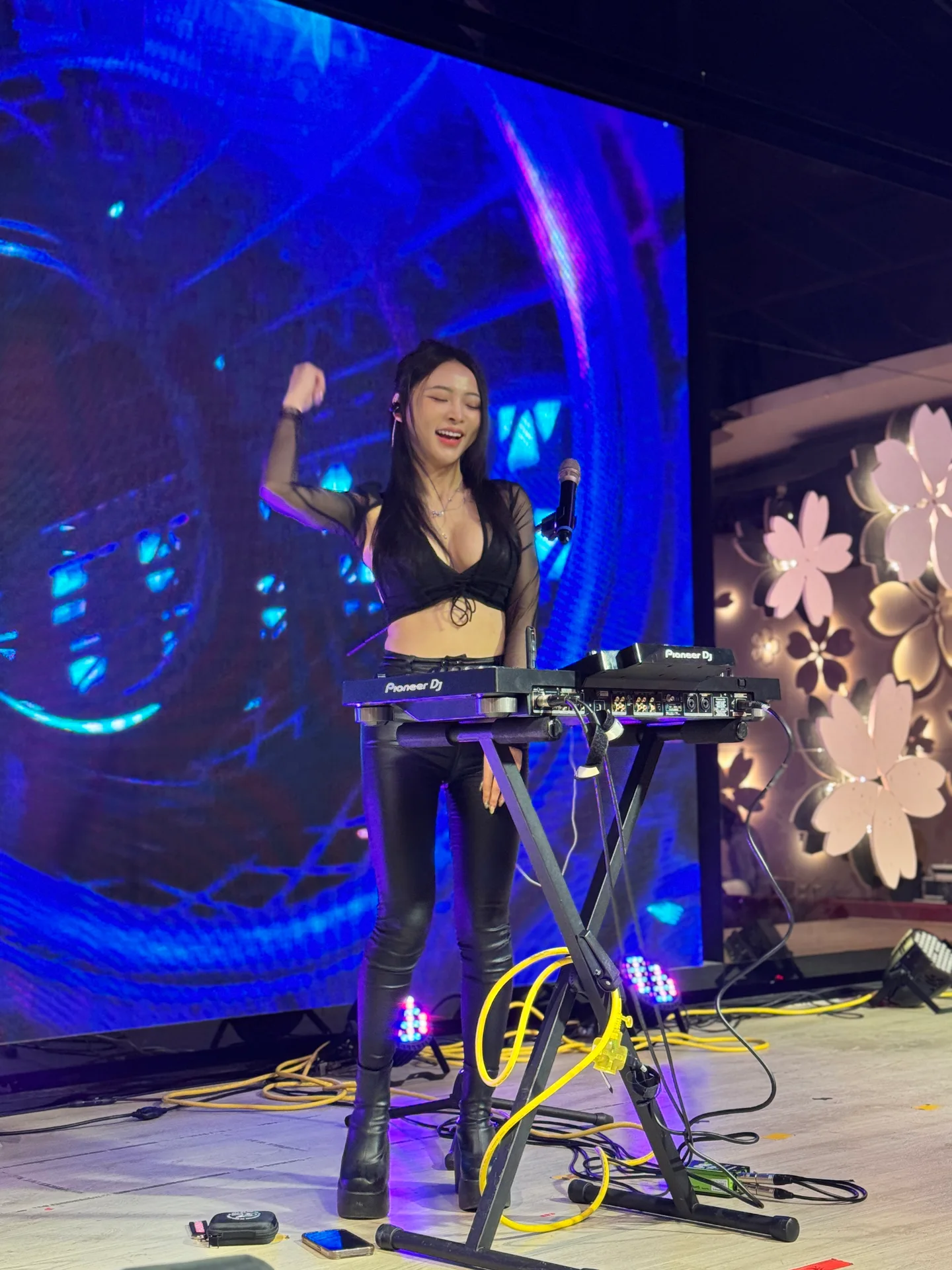 音浪來襲！吉富尾牙變身電音之夜High翻全場，活動紀錄 1